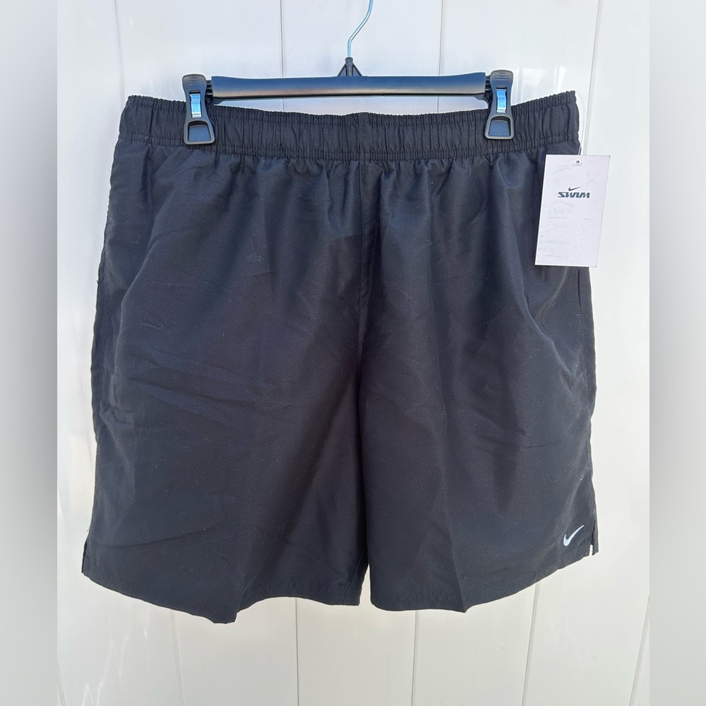 ✨NWT Men’s Nike Black Swim Shorts✨